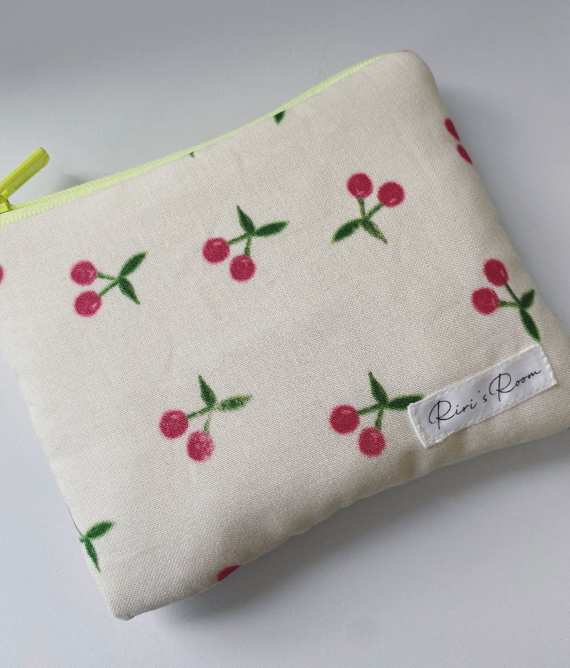 Verry Cherry Zipper Pouch